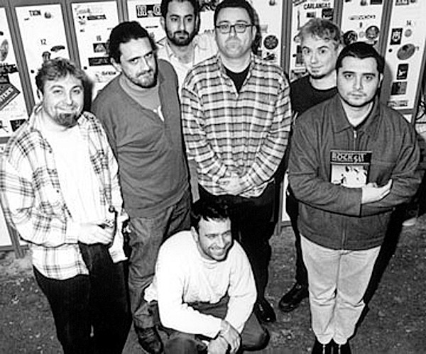 Jurado Valencia Sona I y II: Juan Vitoria, Gato, Raúl Tamarit, Edu Guillot, Charly Alvarez, César Campoy y Blanco Añó (Pestano, 1998)