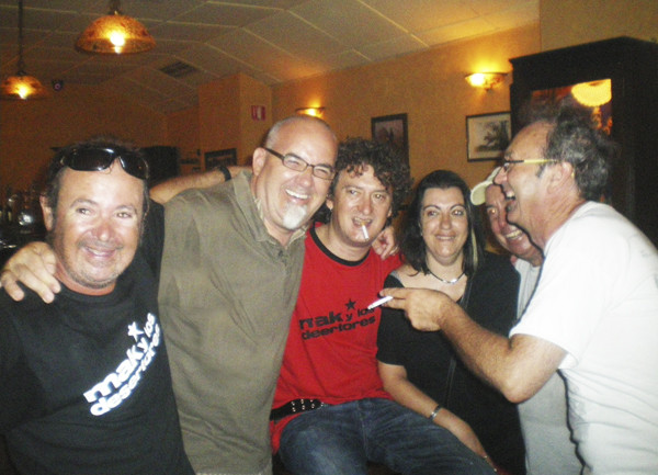 Mak y Los Desertores. Pub Dubliners, Ribarroja (Teyma, 2010)