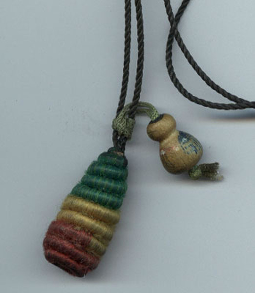 Regalo de Mario Scasso a Teyma cuando se la presenté. Se lo quitó del cuello y se lo dio. Un campeón. 1999.