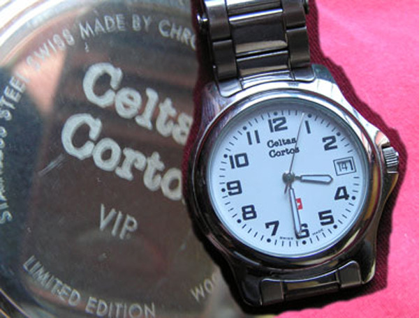 Regalo de Edu Pérez, mánager de Celtas Cortos y buen amigo. 2006.